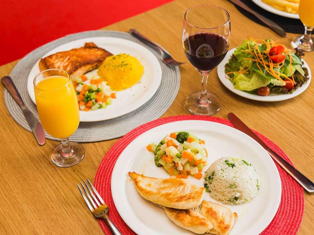 מלון Ibis Porto Alegre Aeroporto מסעדה תמונה